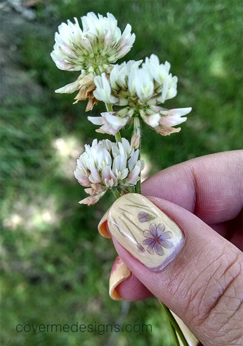 cute flower nail art